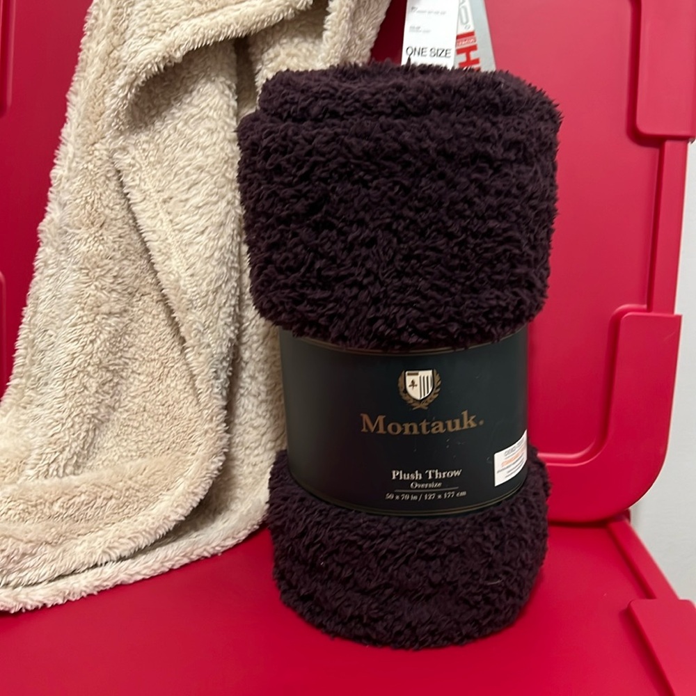 Plush Throw & Plush Scarf Bundle Duo NWT